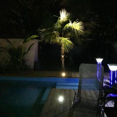 Villa Saphir B & B Sainte-Anne  Buitenkant foto