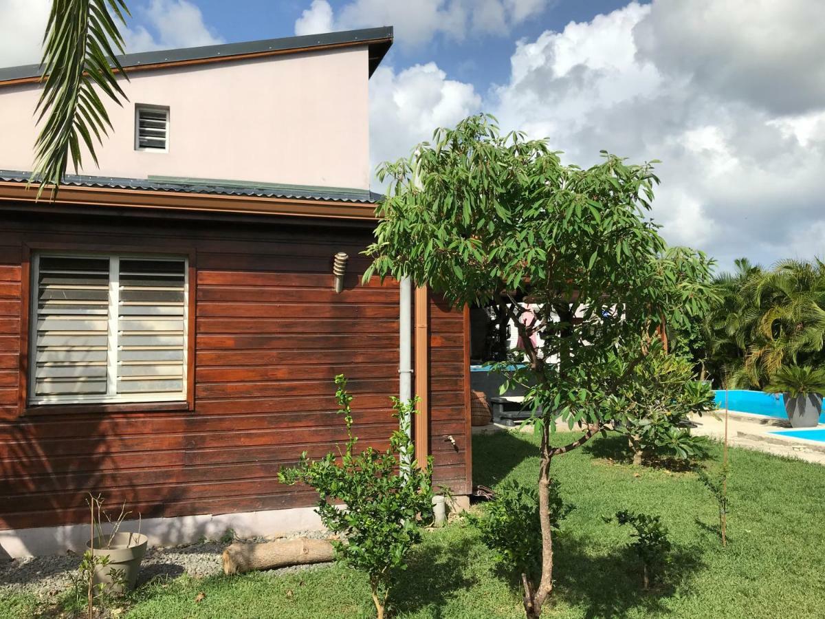 Villa Saphir B & B Sainte-Anne  Buitenkant foto